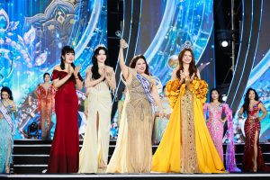 Á hậu Vũ Thị Lan Anh tái xuất rực rỡ tại đêm Chung kết Hoa hậu Doanh nhân Hòa bình 2025