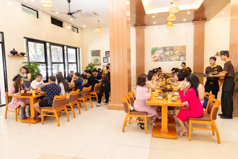 Cơm Niêu Thiên Lý – “Bếp nhà chung” của Hoa hậu Doanh nhân Hương sắc Việt Nam 2025