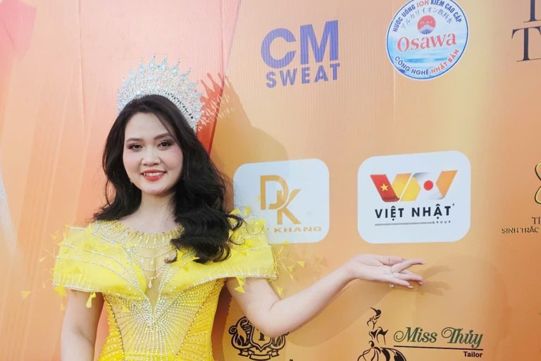 Dấu ấn Việt Nhật Group tại Hoa hậu Doanh nhân Việt Nam 2026 qua hình ảnh Hoa hậu Trí tuệ Phạm Duy