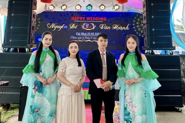 MC Văn Thế: Chàng trai quê đến MC quen thuộc trong những mùa cưới tại Trường Ninh