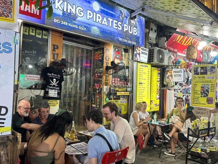 Đặng Anh Thư – Chủ King Pirates Pub Hanoi mang thông điệp yêu thương bản thân đến Hoa hậu Thương hiệu Việt Nam 2026