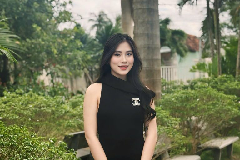 Nguyễn Phương Quỳnh Uyên: Cô gái Gen Z Đắk Lắk theo đuổi thiết kế nội thất và khẳng định dấu ấn cá nhân