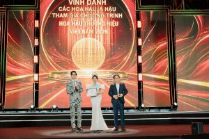 Hoa hậu Bích Đinh nhận Bằng vinh danh tại Chung kết Hoa hậu Thương hiệu Việt Nam 2026