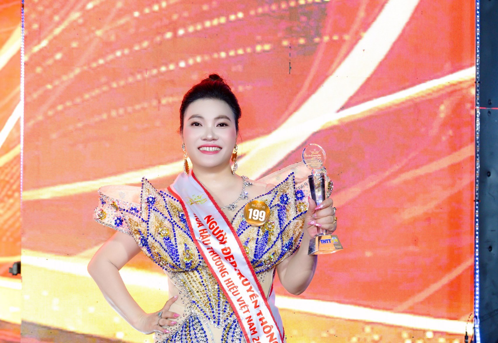 Doanh nhân Nguyễn Thị Hồng Quang giành danh hiệu “Người đẹp Truyền thông” tại Hoa hậu Thương hiệu Việt Nam 2026