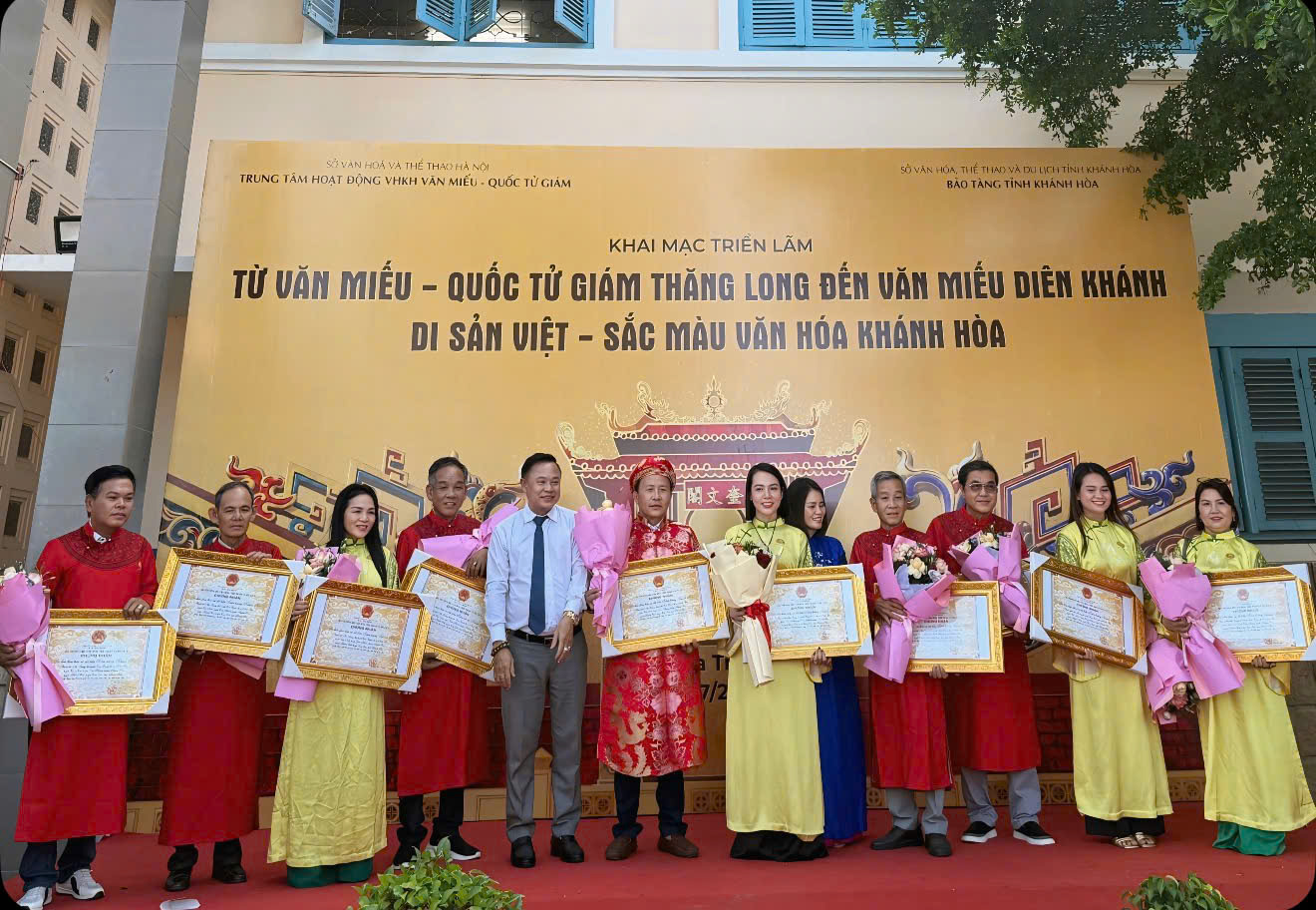 Nữ doanh nhân Trần Kim Hương – Nghệ nhân trẻ tiêu biểu của “Xứ Trầm, Biển Yến”