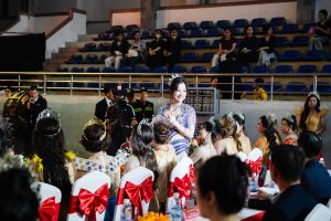 Nhan sắc “bạch nguyệt quang” của Á hậu Cẩm Thơ tại Chung kết Hoa hậu Doanh nhân Hương sắc Việt Nam 2026